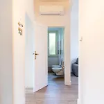 Apartment Guesthost - Modern Sea View With Balcony *