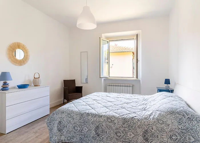 Apartment Modern Sea View With Balcony