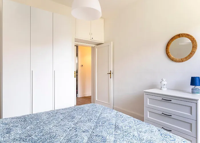 Apartment Modern Sea View With Balcony Livorno