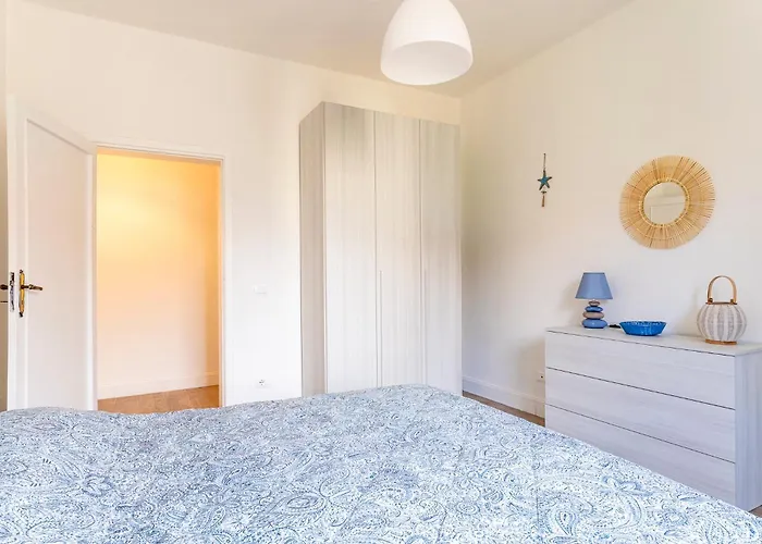 Modern Sea View With Balcony